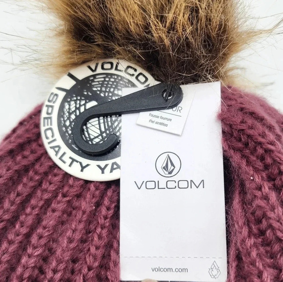Volcolm Lula Burgundy Beanie NWT - Picture 4 of 6